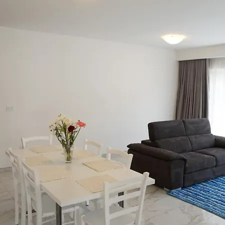 Mensija Valley Residences Apartment