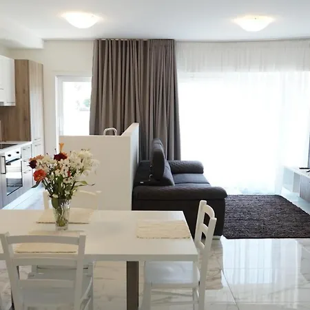 Apartment Mensija Valley Residences
