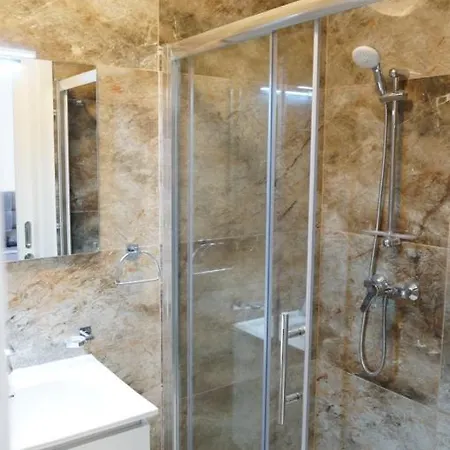 Appartamento Mensija Valley Residences *